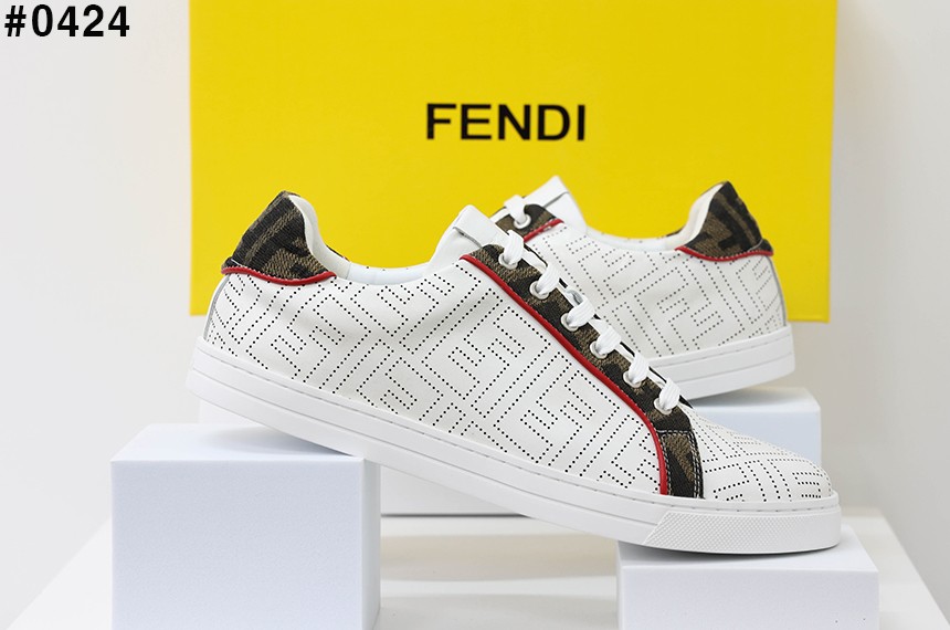 🍀 [FENDI] 팬디 FF 펀칭 로고 스니커즈 🍀