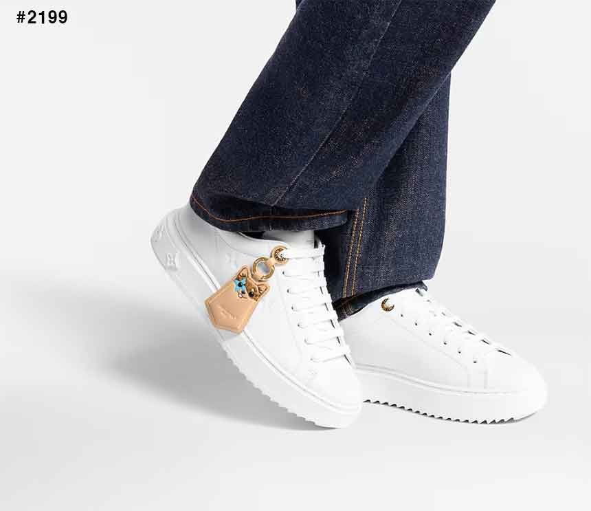 🍀 [LOUIS VUITTON] 루이비통 키티 타임 아웃 스니커즈 🍀