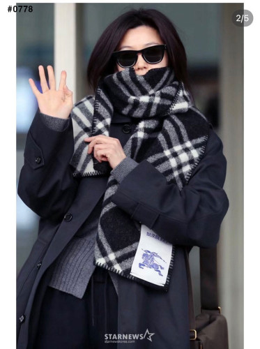 🍀 [BURBERRY] 버버리 빈티지 체크 울 스카프 (머플러)  🍀