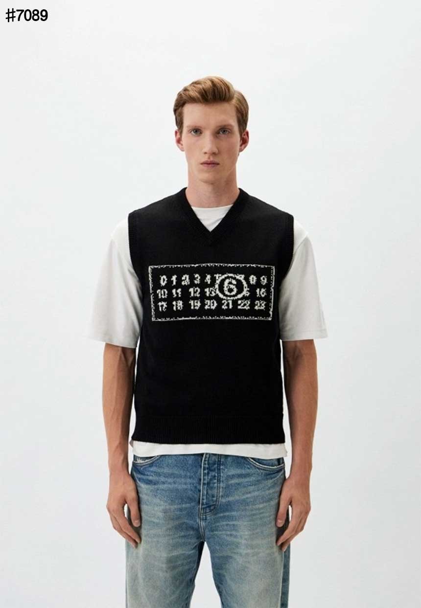 🍀 [Maison Margiela] 메종마르지엘라 MM6 뉴메릭 자카드 니트 베스트 🍀