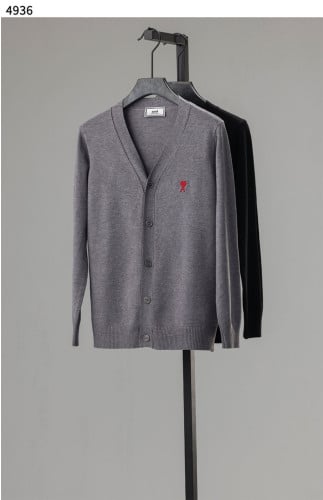 🍀 [AMI] 아미 수입고급 스몰 하트 로고 가디건 🍀