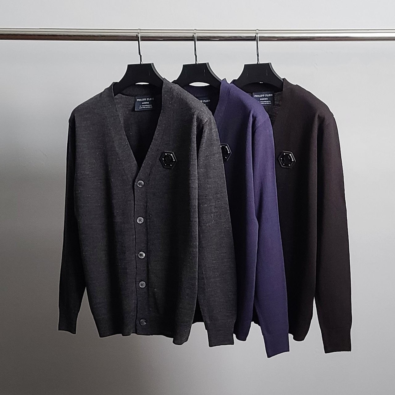 💕 필* 로고와펜 가디건