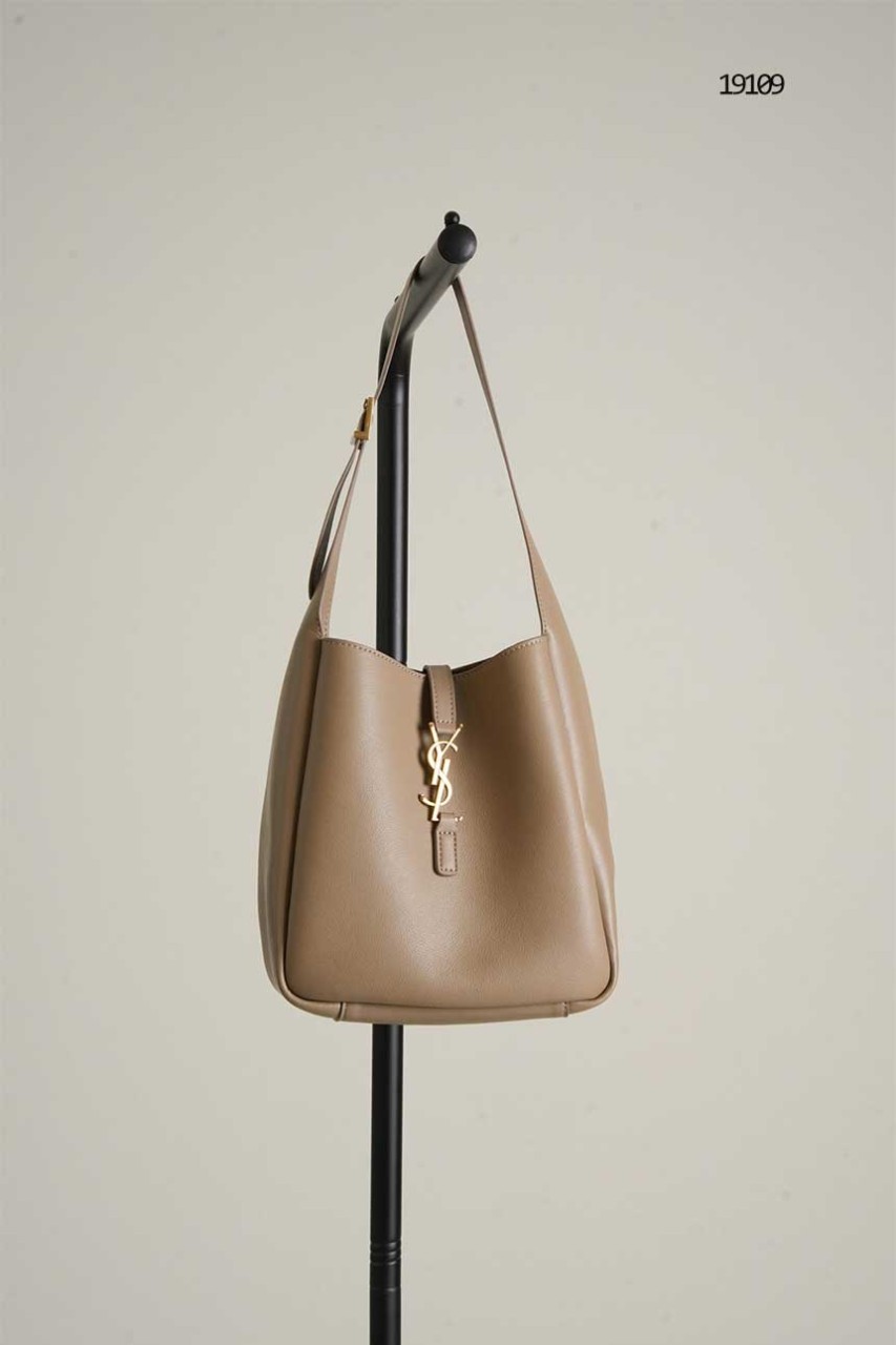 🔆 [SAINT LAURENT] 생로랑 스몰 르 5 아 7 서플 숄더백 🔆