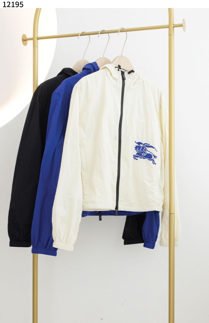 #버버리 [BURBERRY] 여성 크롭 나일론 재킷 신상입고💢 #상의 #자켓 #12195