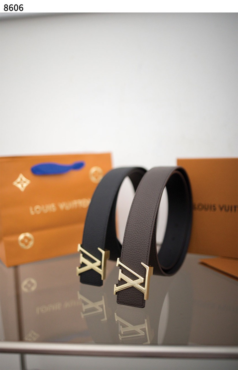 #루이비통 [Louis Vuitton] 루이비통 LV 가죽 벨트 신상입고💢 #벨트 #8606