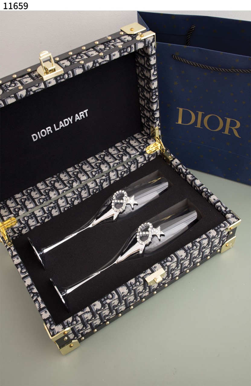 #디올 [Christian Dior] Lady Art Event Champagne Glass 신상입고💢 #테이블웨어 #11659