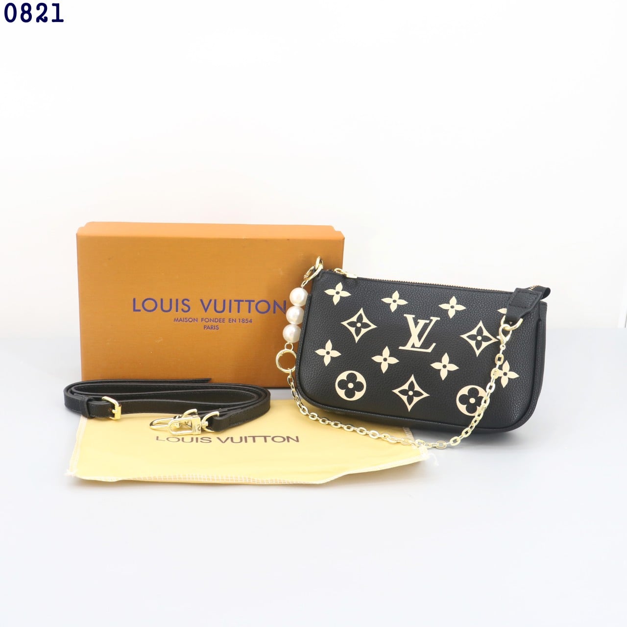 👹루이비통 미니 포쉐트 숄더백 블랙👹