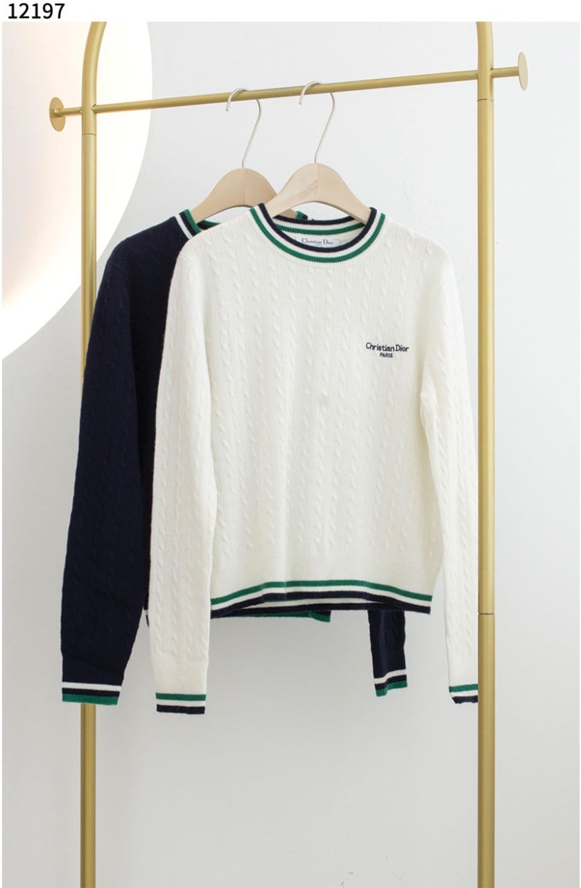 #디올 [Christian Dior] Vibe 라운드 여성 스웨터 신상입고💢 #상의 #니트 #12197