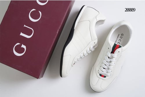 🔆[GUCCI] 구찌 남성 시프트 레더 스니커즈 화이트 🔆