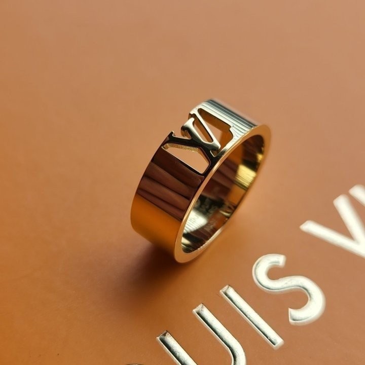 루이비통 422 SIGNATURE CHAIN 골드 반지