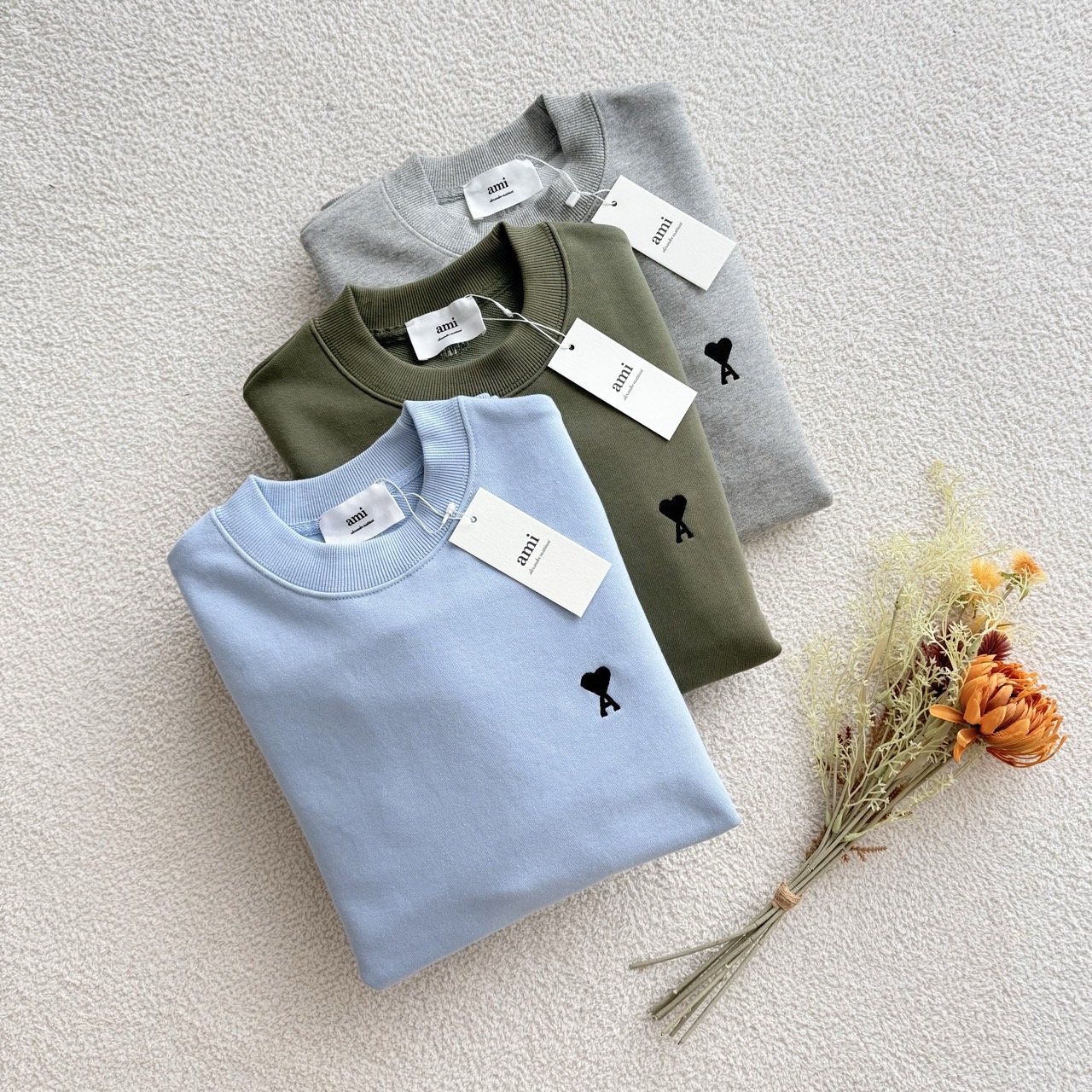 #E #아미 뉴시즌 드 꾀흐 맨투맨