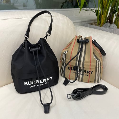 #N #버버리 포이베 복조리백