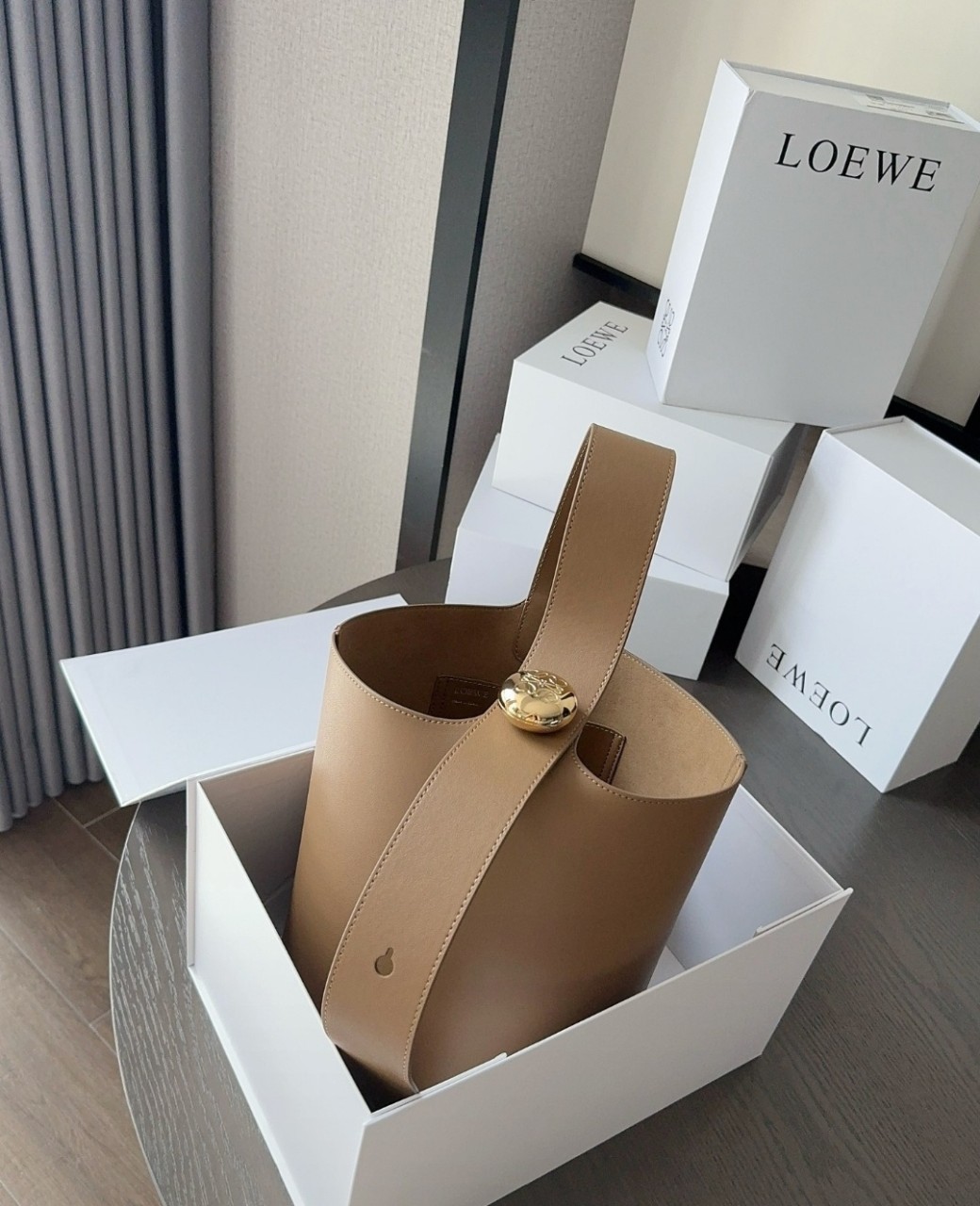 #N #로에베 페블 버킷백