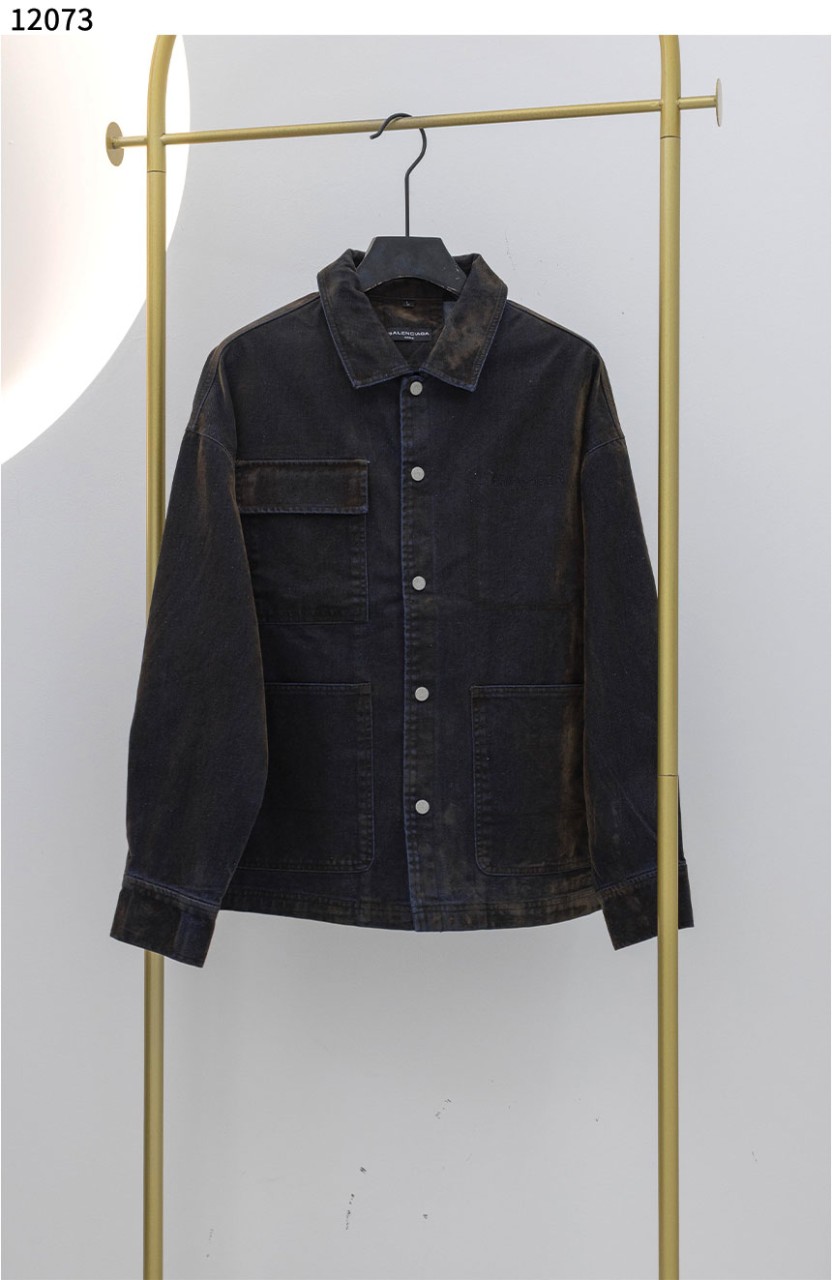 #발렌시아가 [BALENCIAGA] 빈티지 이니셜로고 버튼 셔츠자켓 신상입고💢 #상의 #자켓 #12073