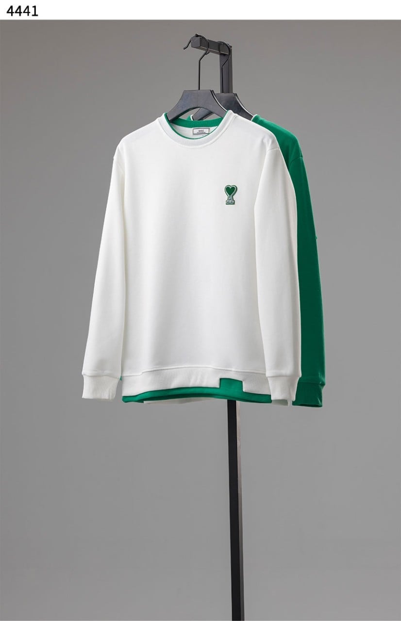 #아미 [AMI] 아미 그린 하트 레이어드 맨투맨 신상입고💢 #상의 #티셔츠 #4441