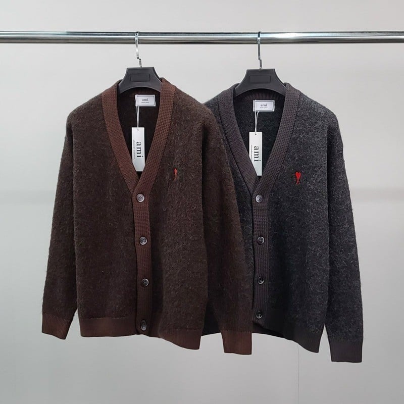 아미 스몰 하트 자수 알파카 가디건