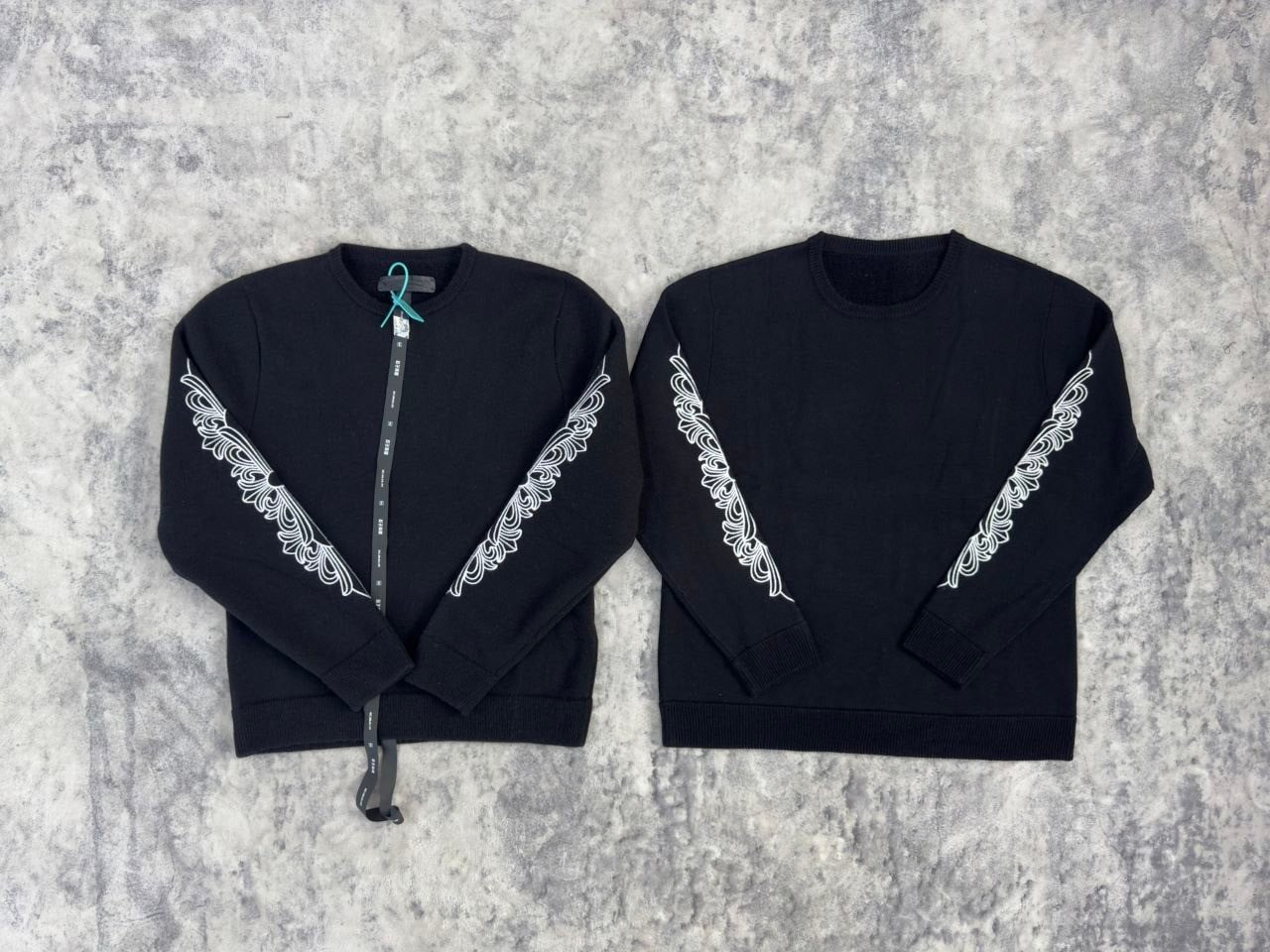 •크롬하* 플로랄 자수 니트 스웨터