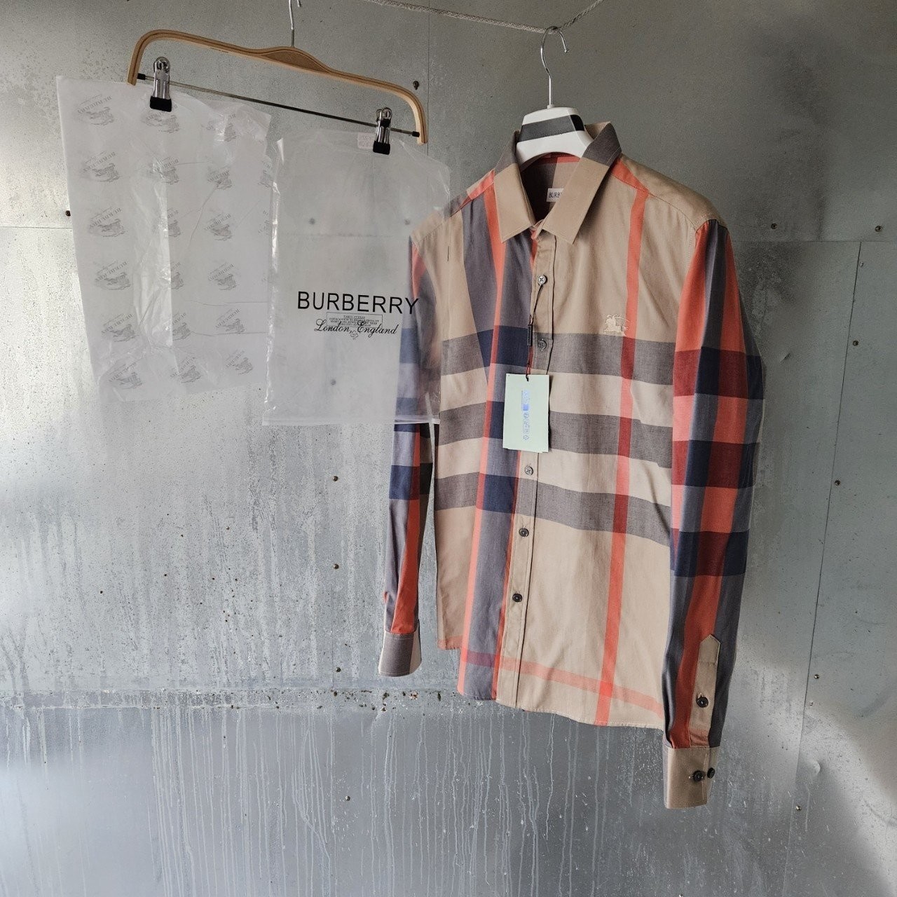 버버*  체크 셔츠