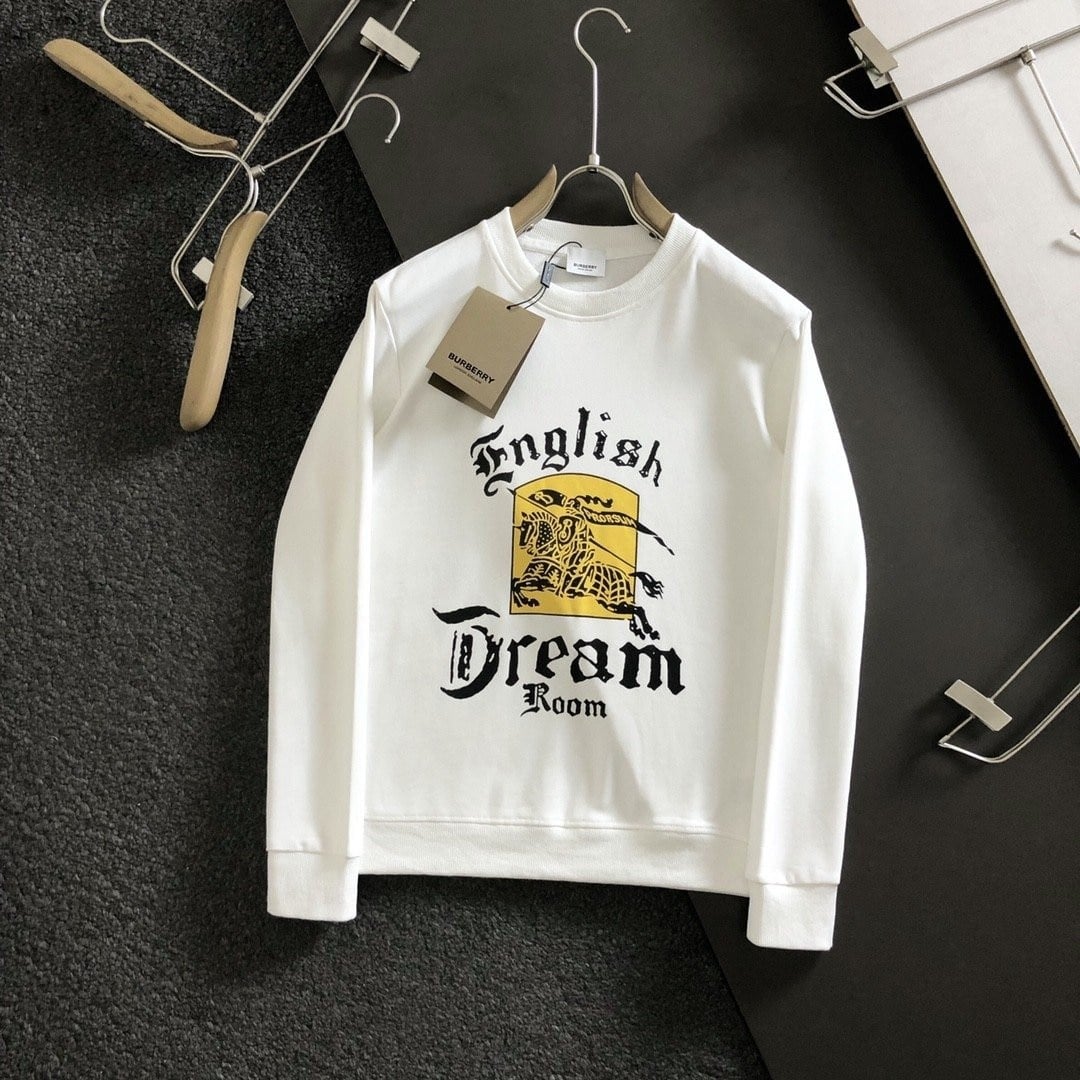 버버리 기사 프린팅 맨투맨