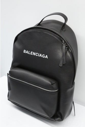 ✨[BALENCIAGA] Everyday 소가죽 백팩✨