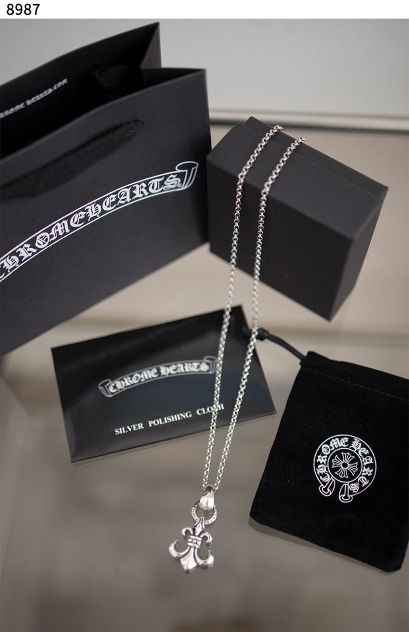 #크롬하츠 [Chrome Hearts] 크롬하츠 BS플레어 라지 베일 펜던트 목걸이 신상입고💢 #목걸이 #8987