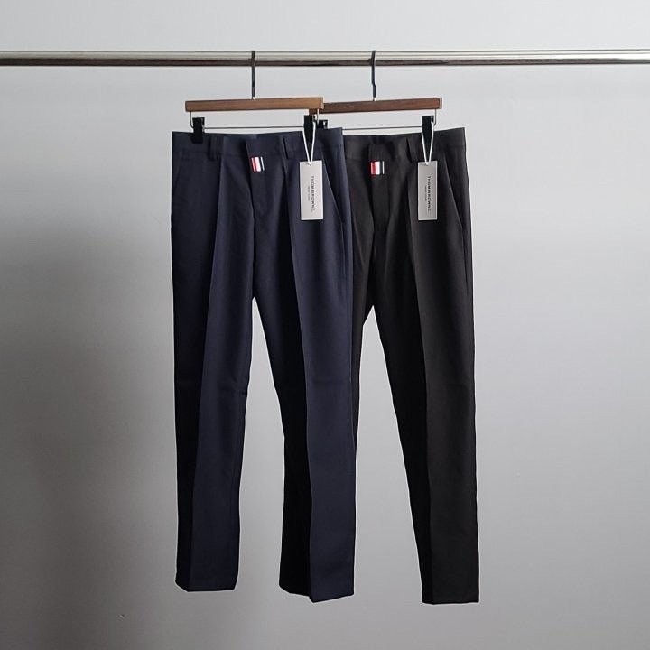 톰브라운 허리 단추 슬랙스 팬츠 (바지)