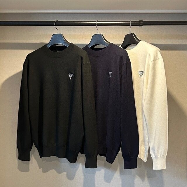 프라다 밀라노 로고 니트