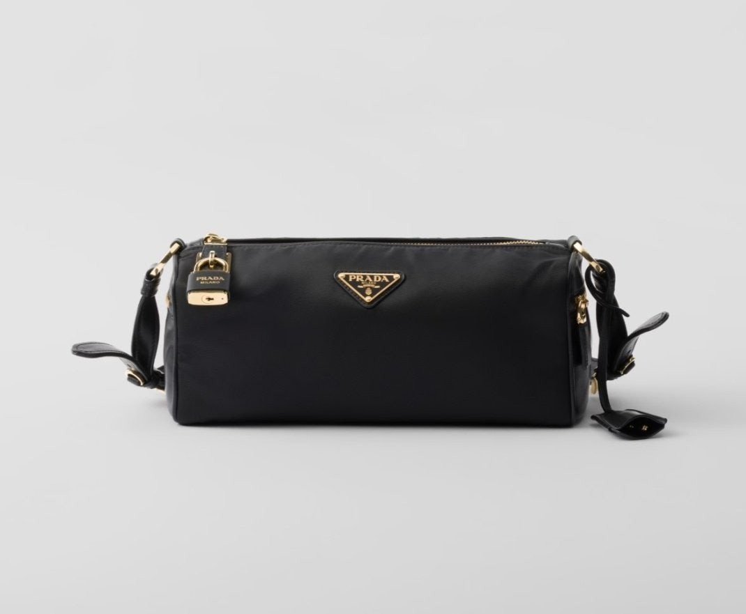 💕 프** 자물쇠가 있는 미디엄 리나일론 및 가죽 숄더백 ❤️풀박스❤️