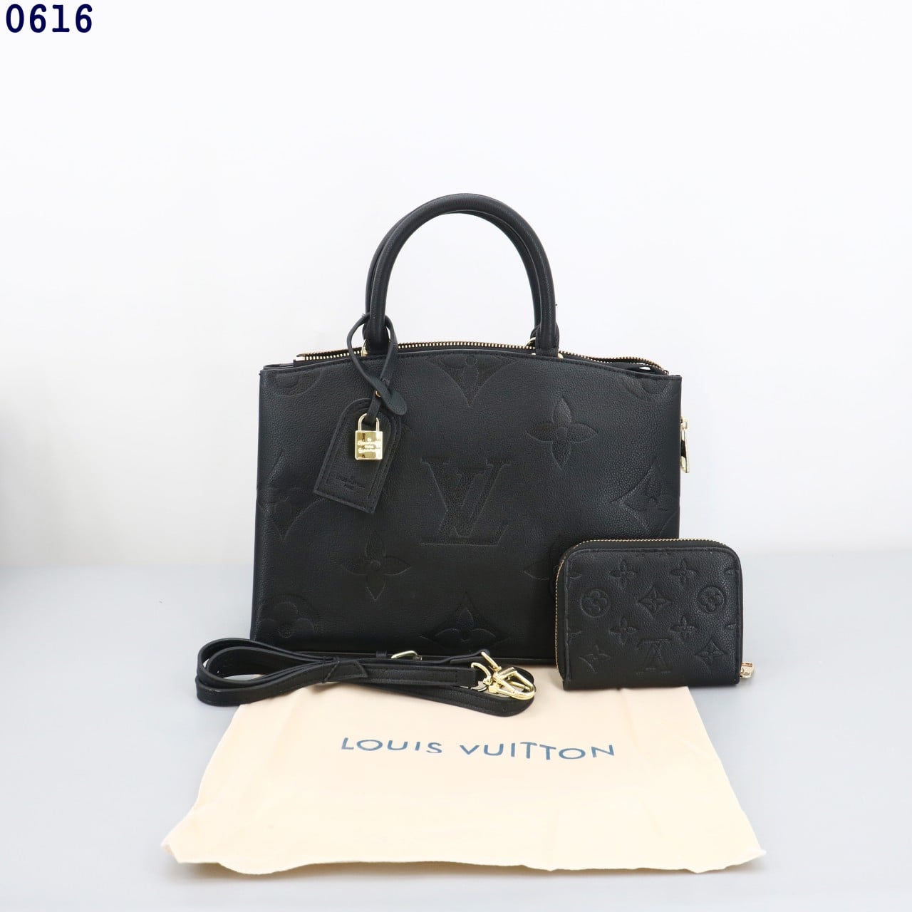 👹루이비통 쁘띠뜨 팔레 모노그램 앙프렝뜨 블랙👹