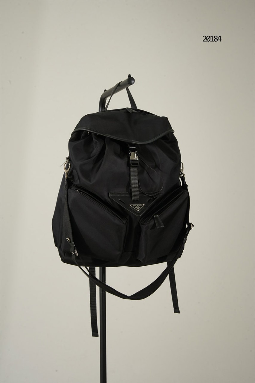 🔆 [PRADA] 프라다 리나일론 트리밍 백팩 🔆