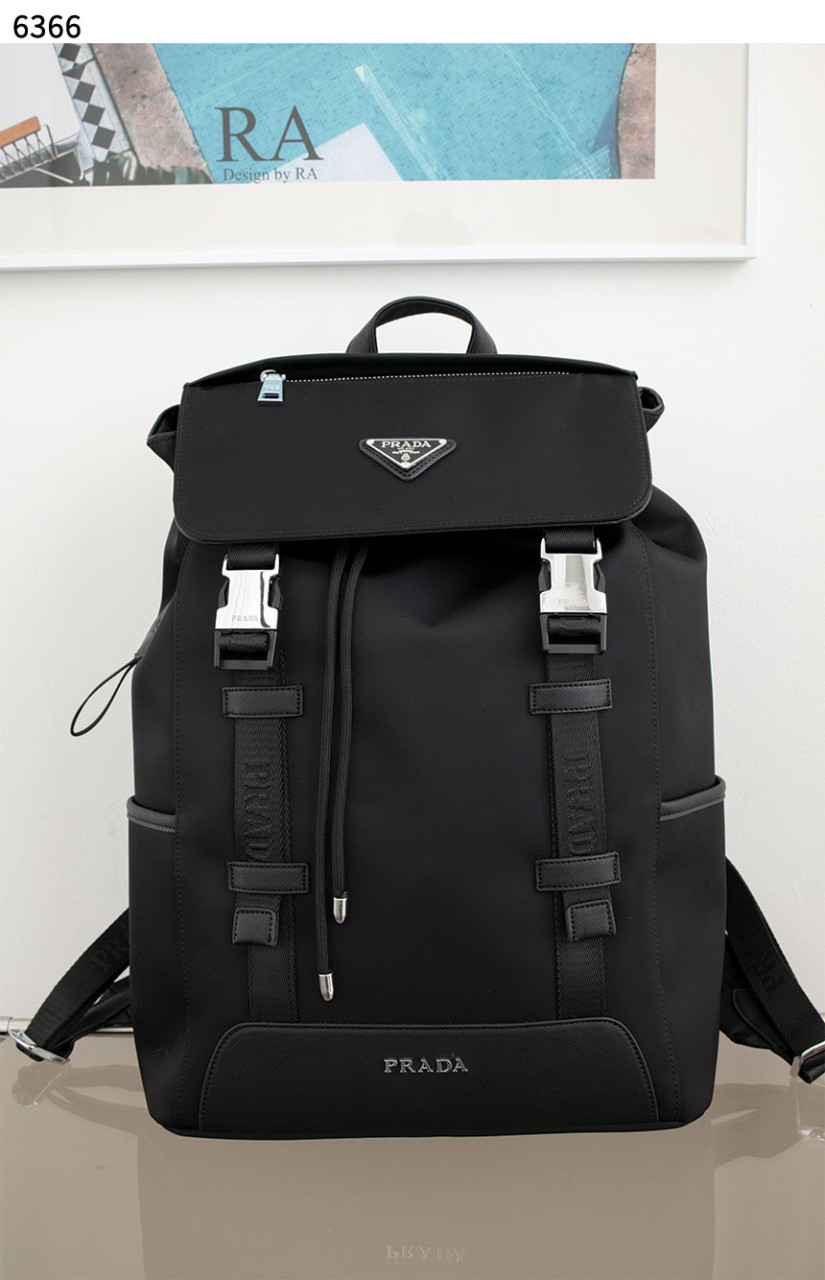 #프라다 [PRADA] 리나일론 사피아노 가죽 백팩 신상입고💢 #가방 #6366