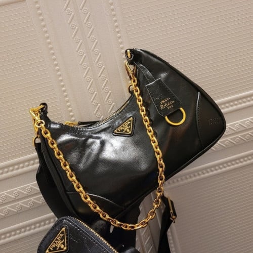 💕 프** 리에디션 2002 가죽 백