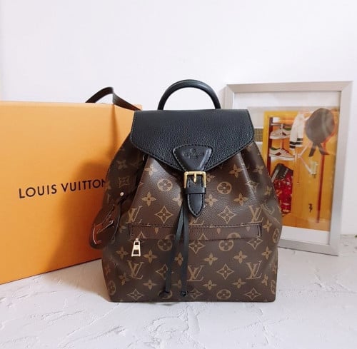 💕 루* 뉴 몽수리 올 블랙 백팩 PM (안감블랙)