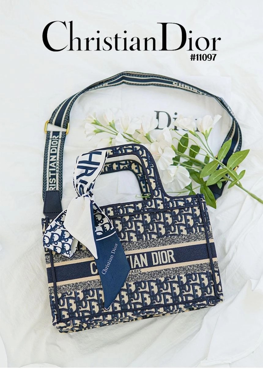 🔆[DIOR] 크리스찬 디올 DIOR BOOK DOTE 스트랩 북도트 미니백 🔆