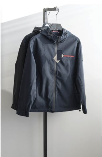 #프라다 [PRADA] 2026 레드탭 바람막이 신상입고💢 #상의 #자켓 #12823