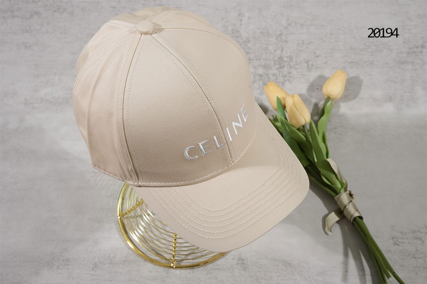 🔆 [CELINE] 셀린느 레터링 자수로고 코튼 베이스볼 캡 🔆