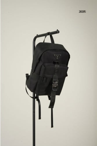 🔆 [PRADA] 프라다 삼각로고 리나일론 버클 백팩 🔆