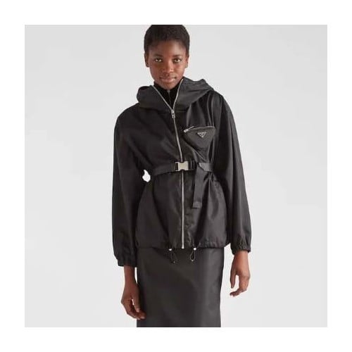 #프라다 [ P*ADA ] 수입 파우치가 달린 리나일론 후드 블루종 재킷 입고💢 #여성상의 #자켓