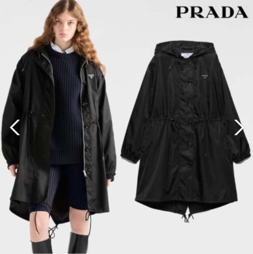 #프라다 [ P*ADA ] 수입 리나일론 레인코트 바람막이 자켓 입고💢 #여성상의 #여성코트