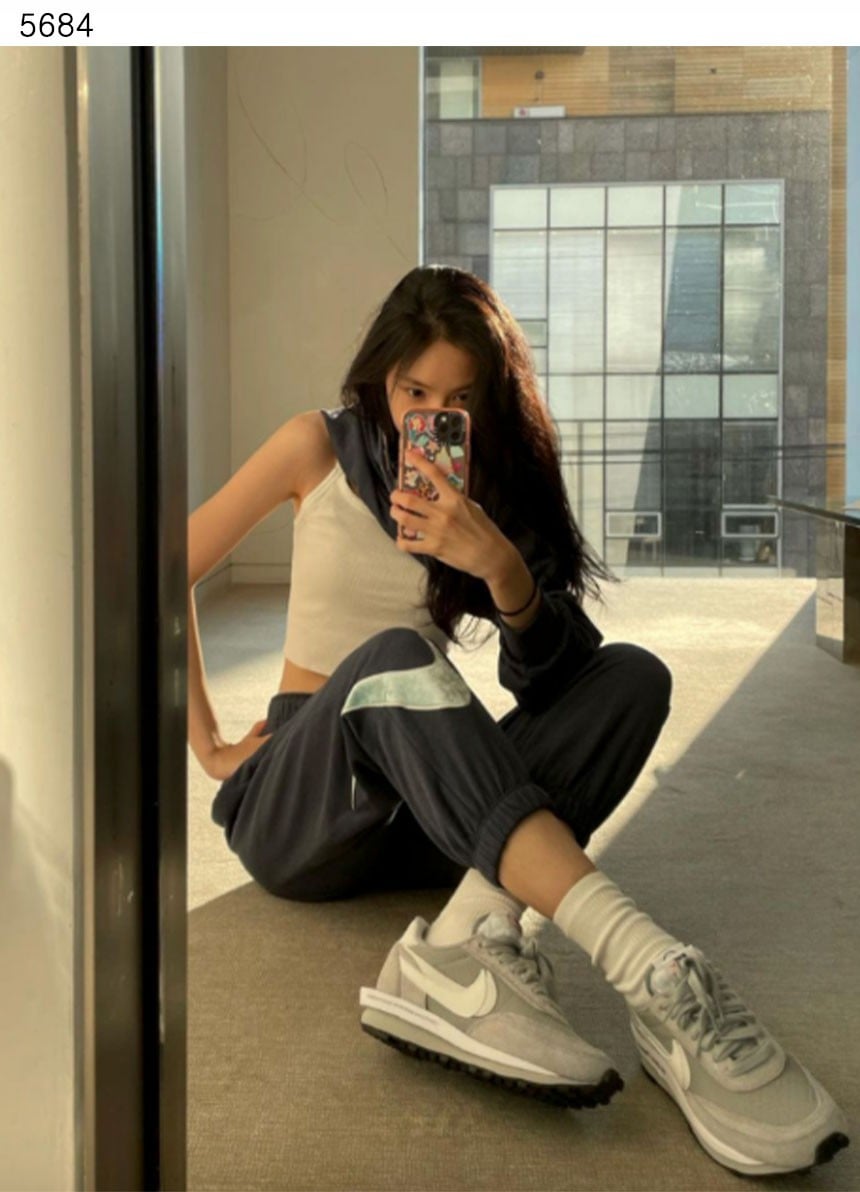 #나이키 [NIKE] 수입프리미엄급 나이키 사카이 프라그먼트 LD와플 라이트 스모크 그레이 신상 입고💢 #태그 #신발 #5684