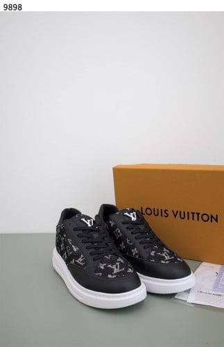 #루이비통 [Louis Vuitton] 루이비통 비버리 힐즈 라인 스니커즈 신상입고💢 #신발 #9898