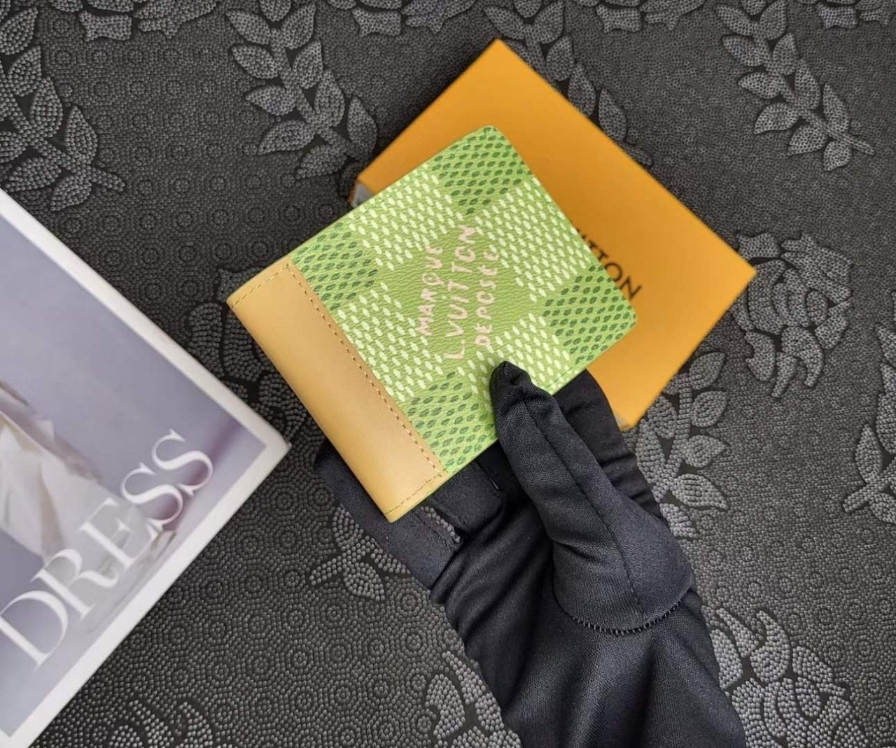 루이 빅로고 다미 반지갑