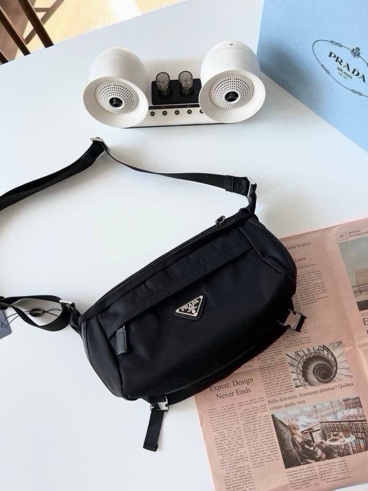 P 바이커백 (이서진 크로스백)