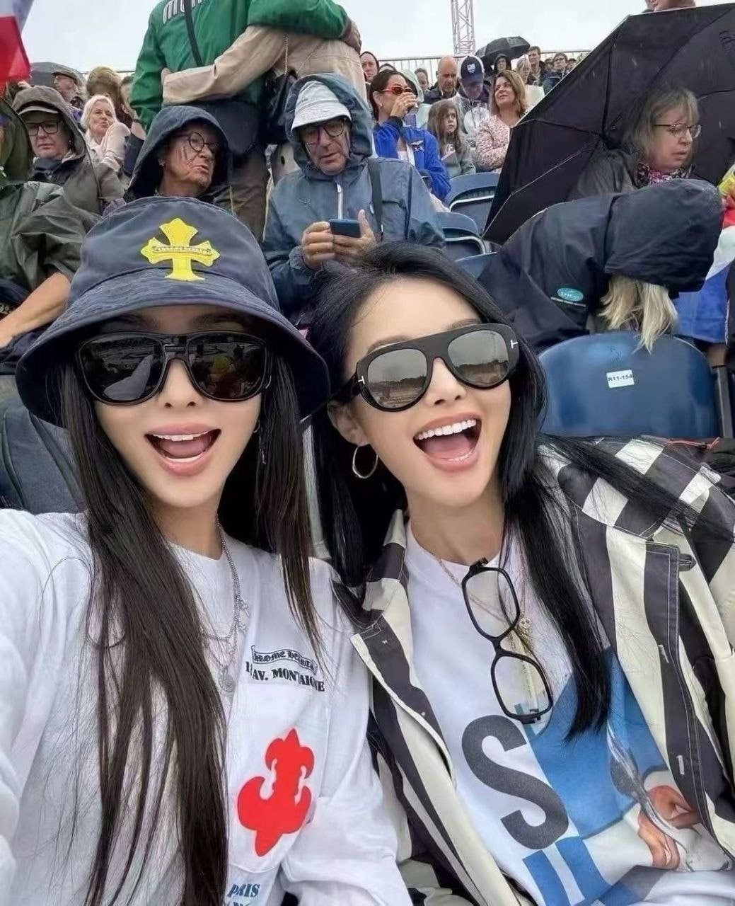 #모자 [Chrome he.arts] 십자가 버킷햇 모자 -b.lue (min 229740)