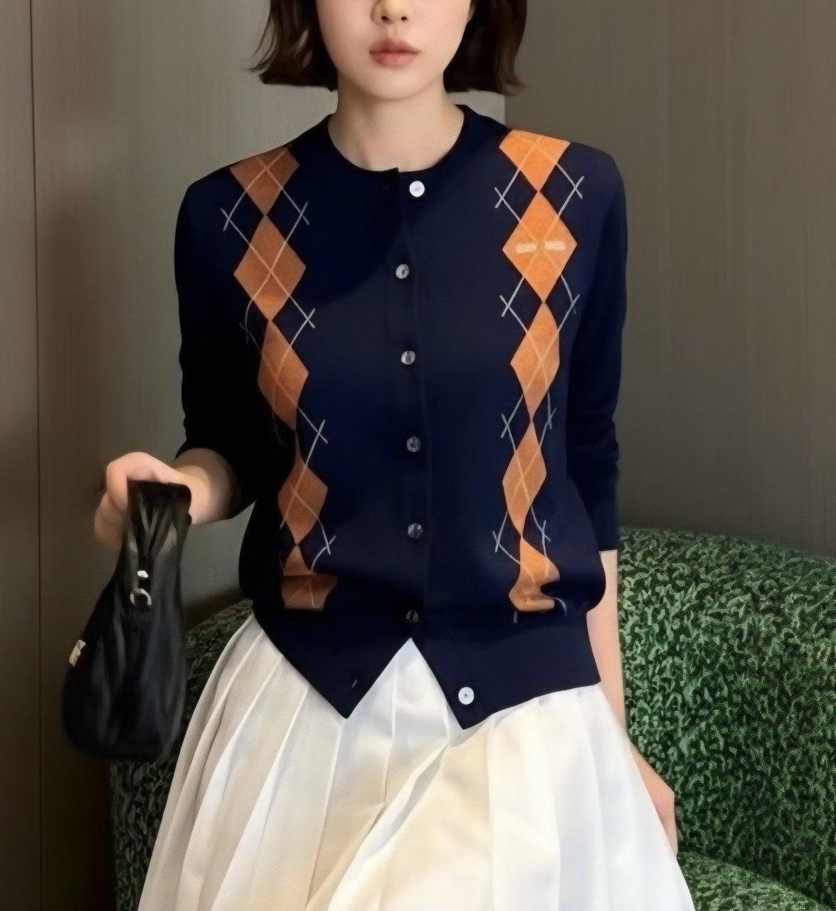 #명품의류 미우 아가일 라인 니트 가디건 (25-860) (dmd 858522)