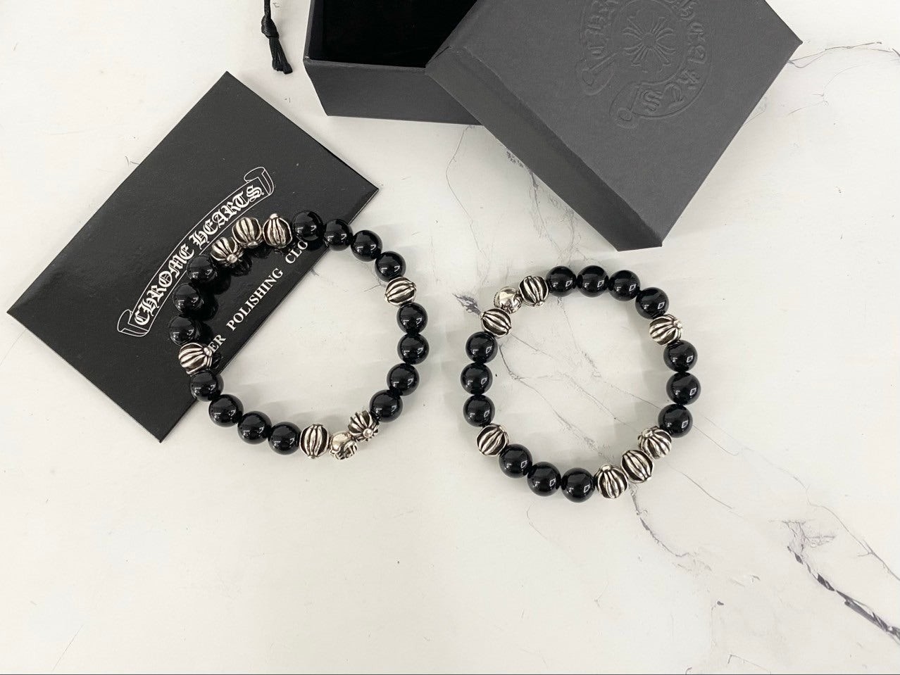 크VVV 크로스 오닉스 팔찌