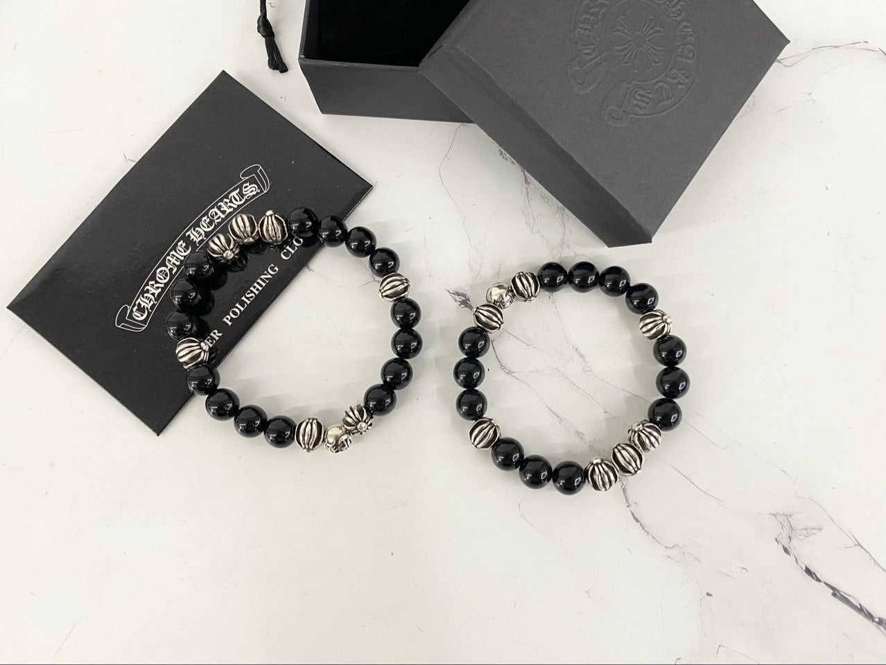 크VVV 크로스 오닉스 팔찌