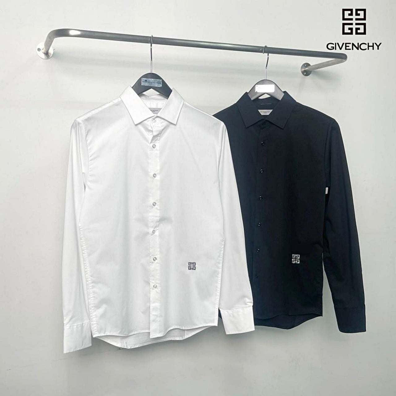 시그니쳐 4G로고 자수 셔츠 GV-624