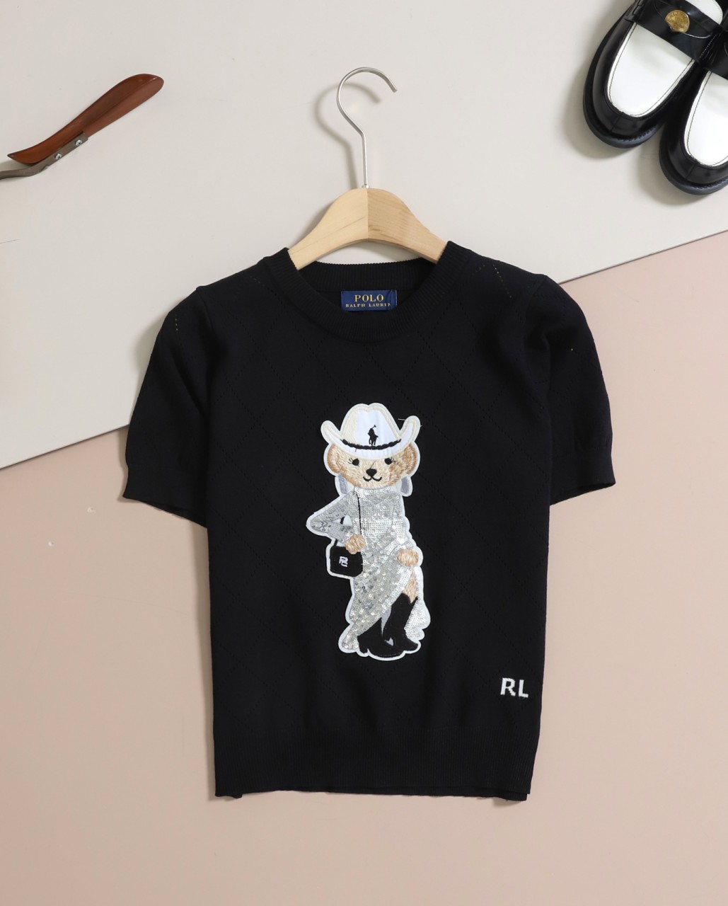 #랄프로렌폴로 [ P*LO ] 웨스턴 베어 패치 반팔니트 입고💢 #여성상의 #반팔니트