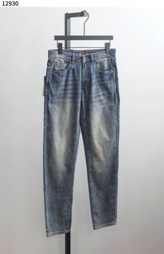 #구찌 [GUCCI] 남성 뒷포켓 엠보 로고 데님 팬츠 신상입고💢 #하의 #팬츠 #12930